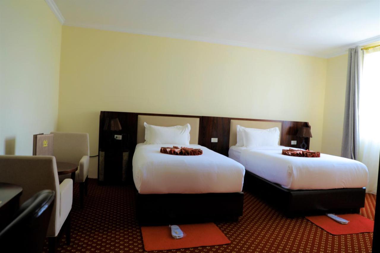 Tewodros Belay International Hotel Lege T'afo Bagian luar foto